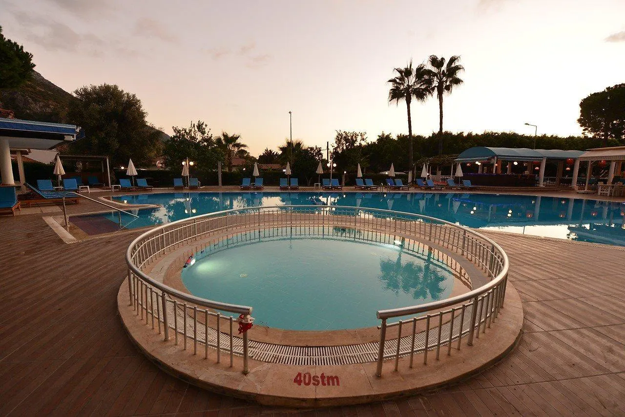 White Hotel Олудениз