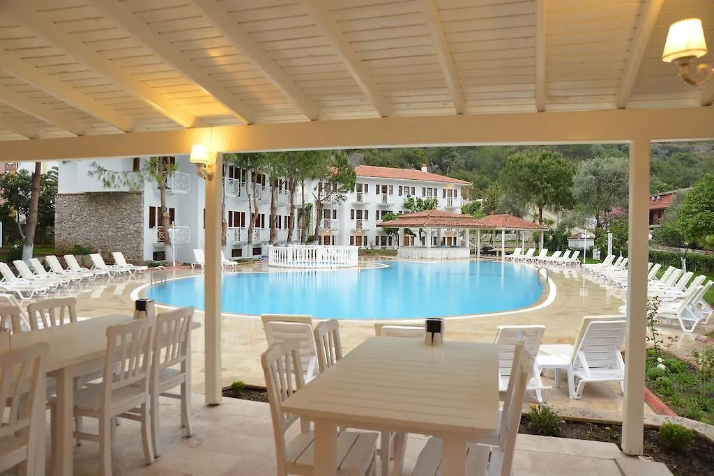 White Hotel Олудениз