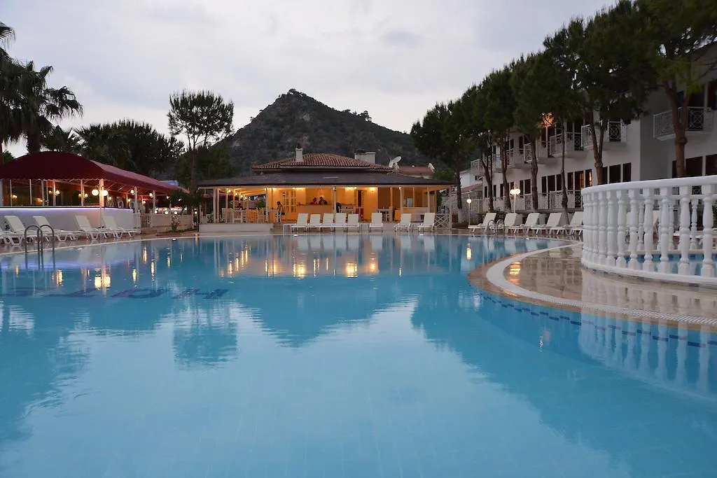 White Hotel Олудениз