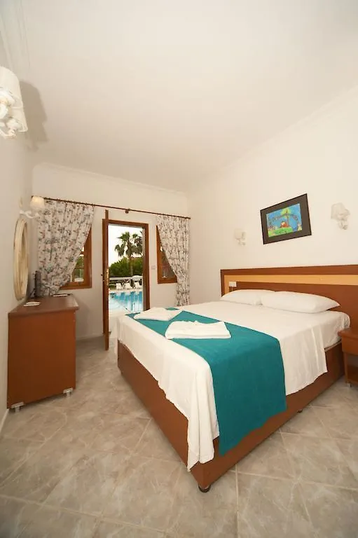 White Hotel Олудениз