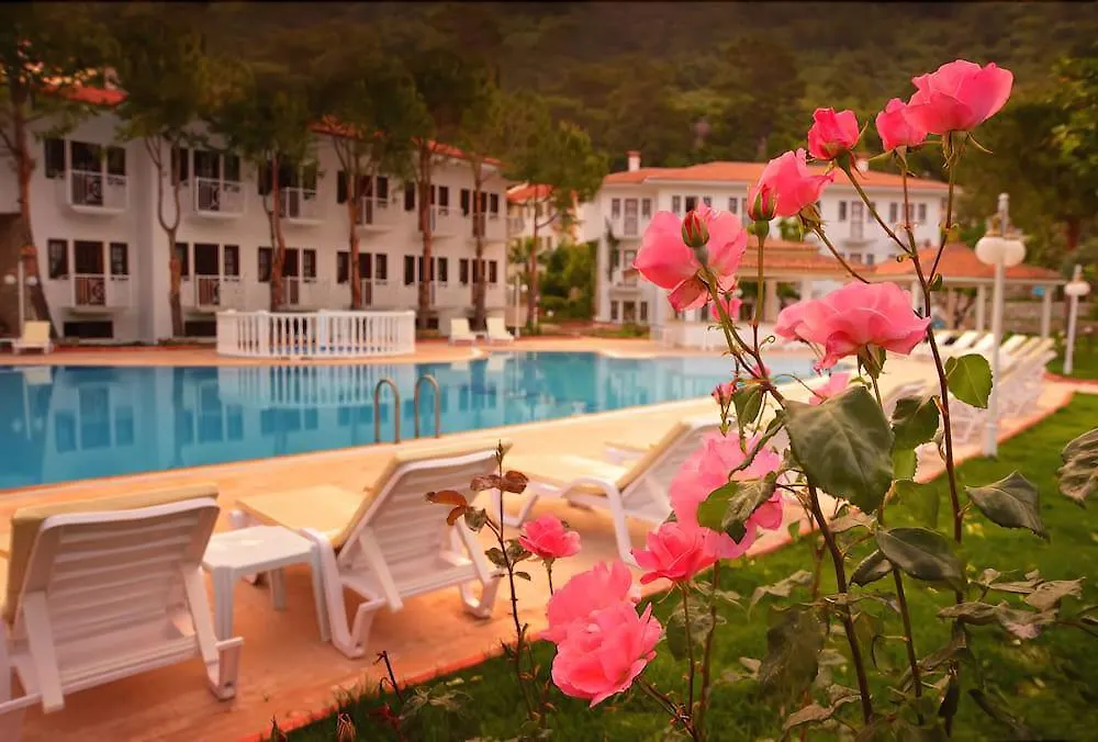 White Hotel Олудениз
